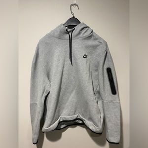 Nike Tech Fleece Pull Over hoodie Size: XL